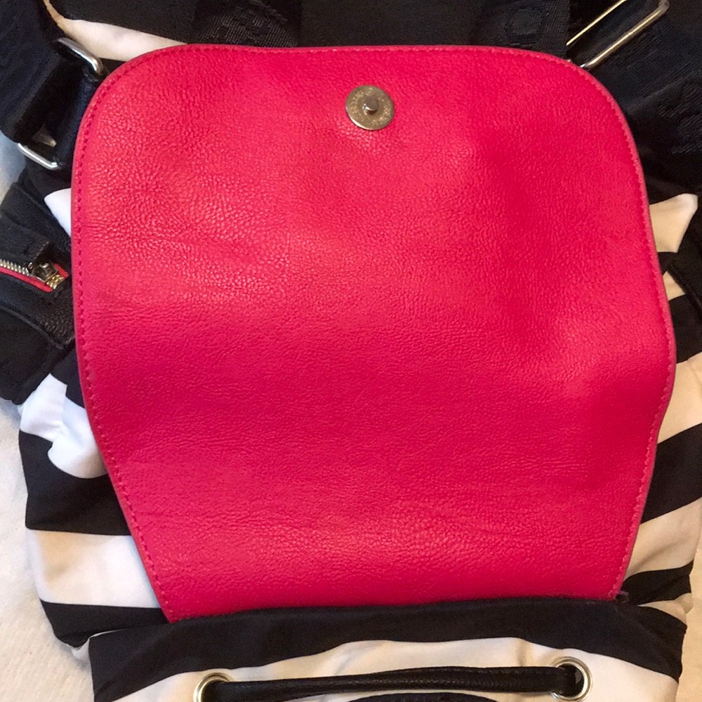 ❌SOLD❌Betsey Johnson Backpack - Picture 16 of 16